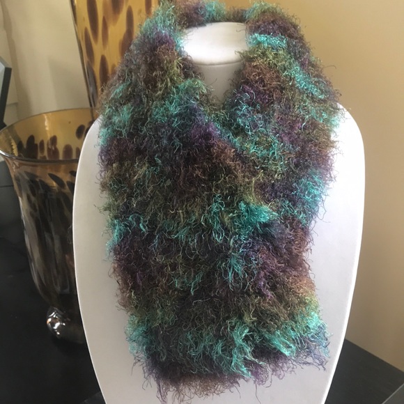 Handmade Scarf ✨NWOT✨ - Picture 1 of 4